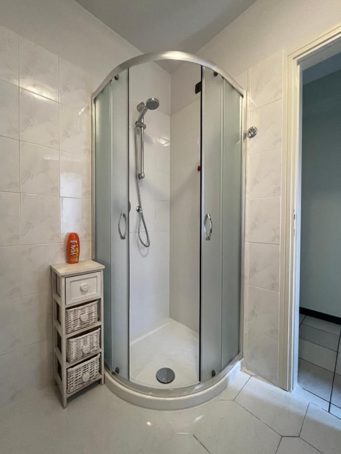 Gabbinoholidayhome Appartamento In Suggestiva Corte Como Kültér fotó